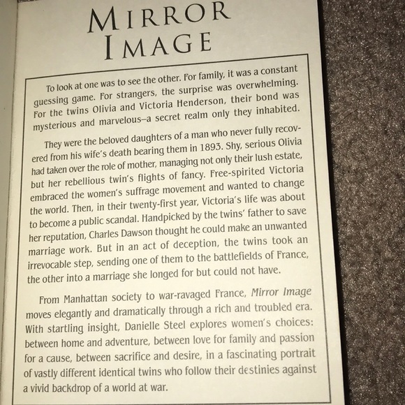 Danielle Steel-Set of 4 Books - Picture 7 of 9